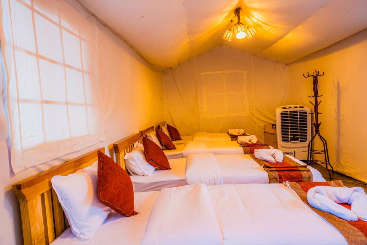 Kalash Parkaze And Tent Inn 博卡拉 外观 照片