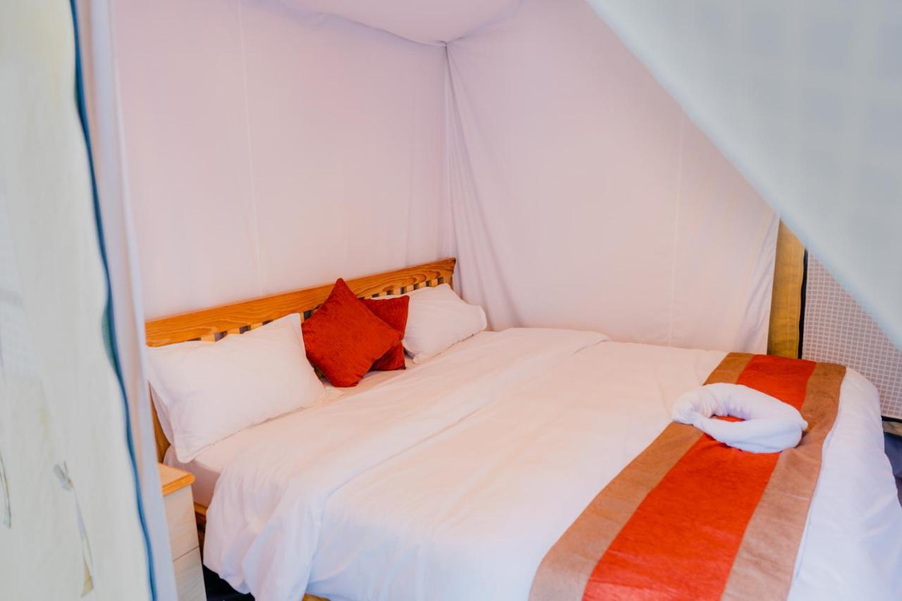 Kalash Parkaze And Tent Inn 博卡拉 外观 照片