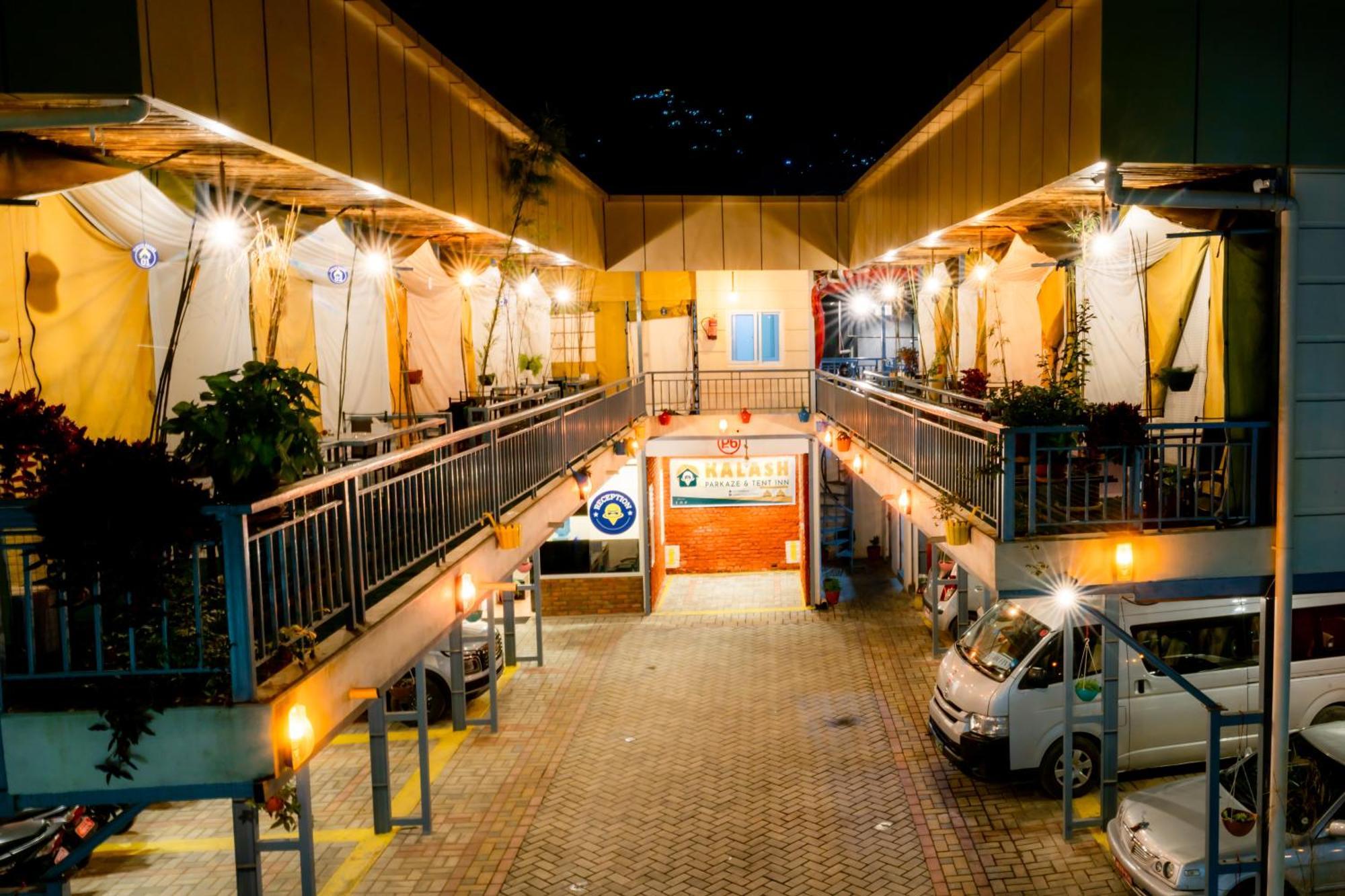 Kalash Parkaze And Tent Inn 博卡拉 外观 照片